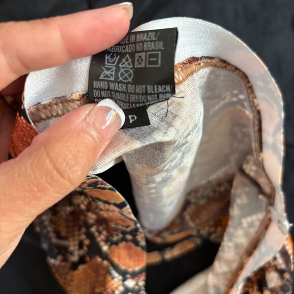 NWOT Rolling Alpha High Waisted Hot Pants - Reptile, Size S - Picture 4 of 8